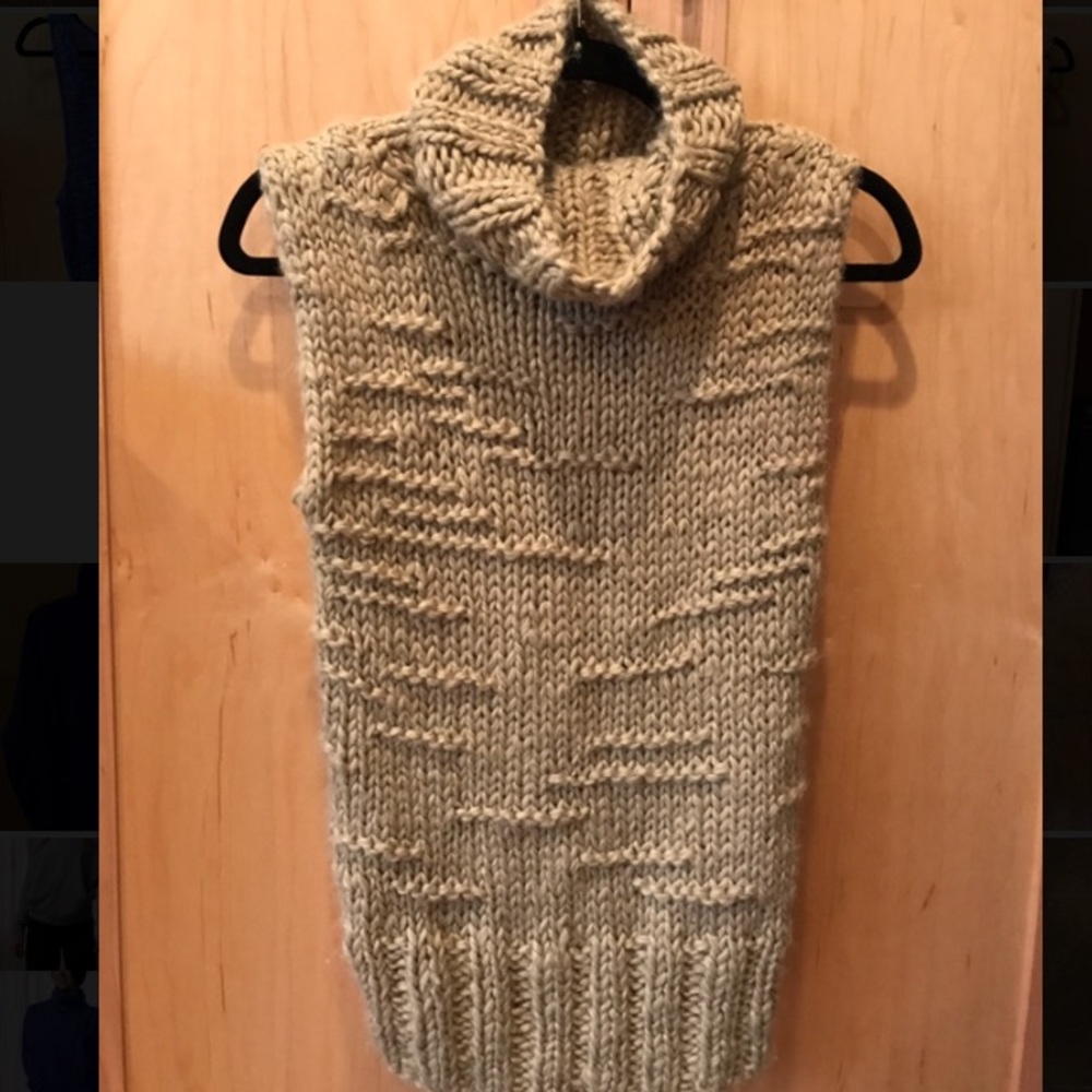 BCBG Sleeveless cable knit Sweater